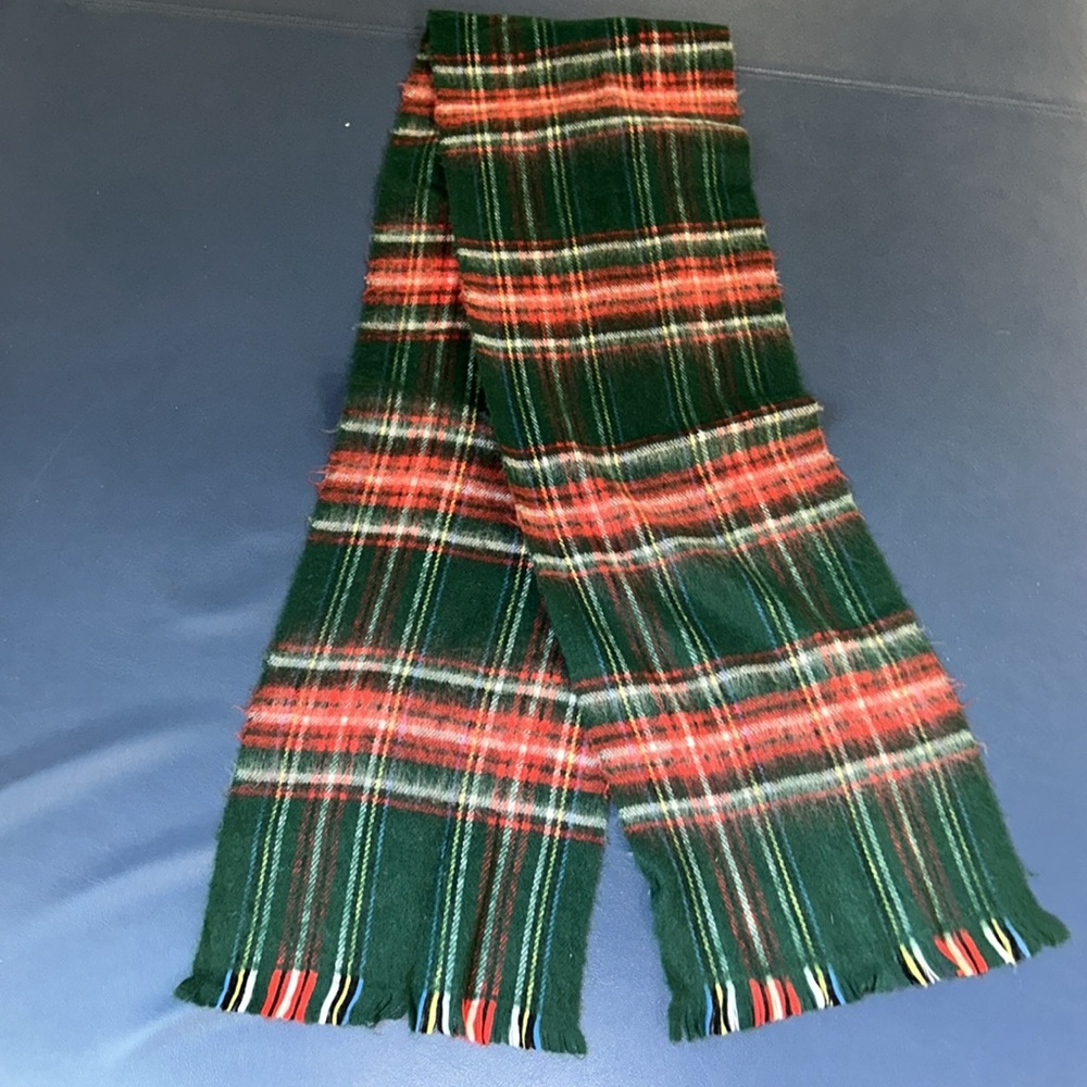 RARE VINTAGE Woodward & Lothrop Plaid CASHMERE? Scarf made in France.